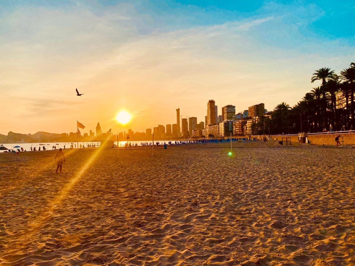 Апартаменты Sunset Waves Benidorm Sea View Экстерьер фото